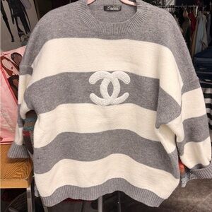 Striped Crew Neck Sweater with Center Logo - Gray & Cream